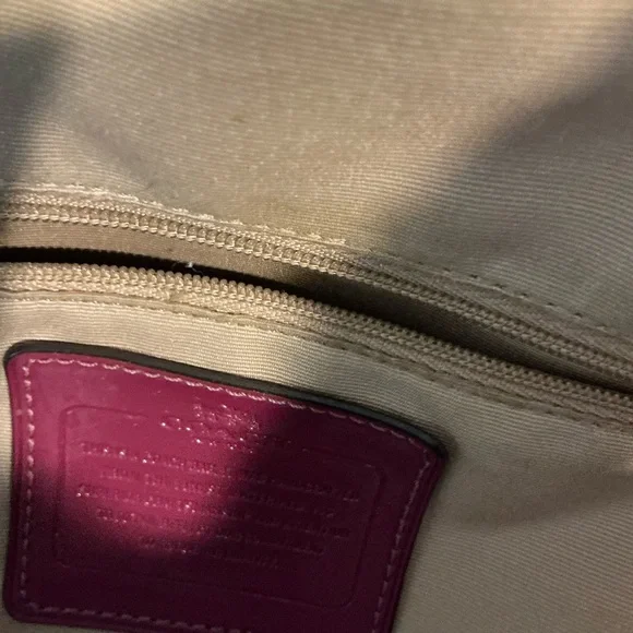 🌹🌹🌹 Coach Purse / Bag with Purple/Pink Trim - Picture 8 of 9